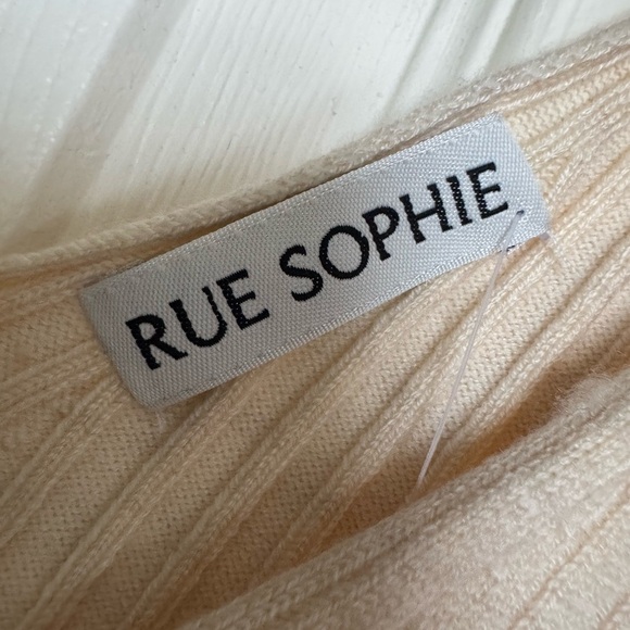 RUE SOPHIE Joie Top - Picture 4 of 6